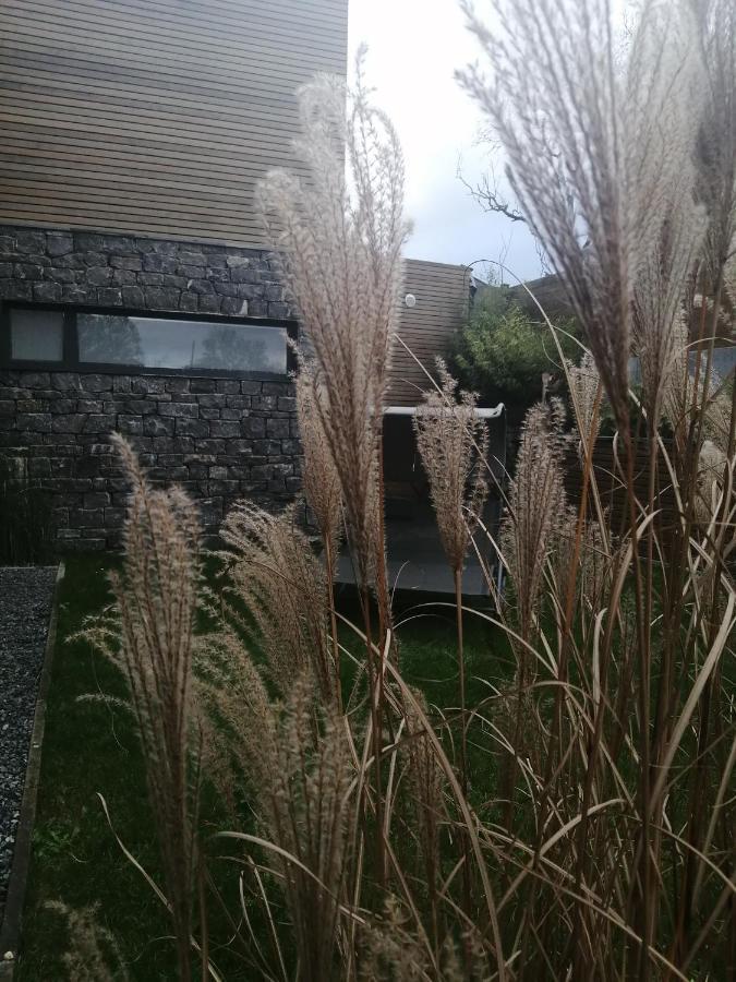 Ou Git Le Bocq Spa Privatif Ciney Exterior foto